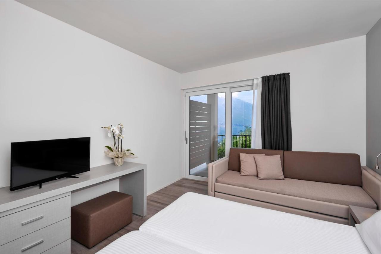 Hotel Royal Village Limone sul Garda Camera foto