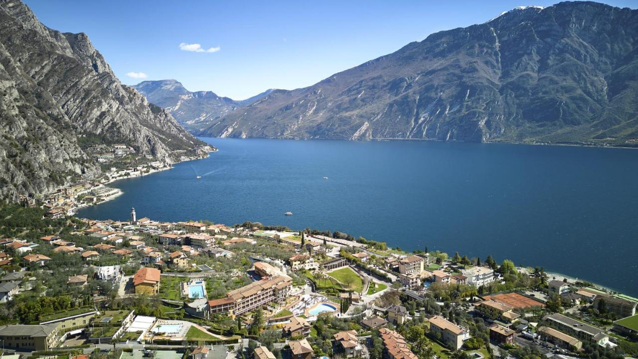 Hotel Royal Village Limone sul Garda Esterno foto