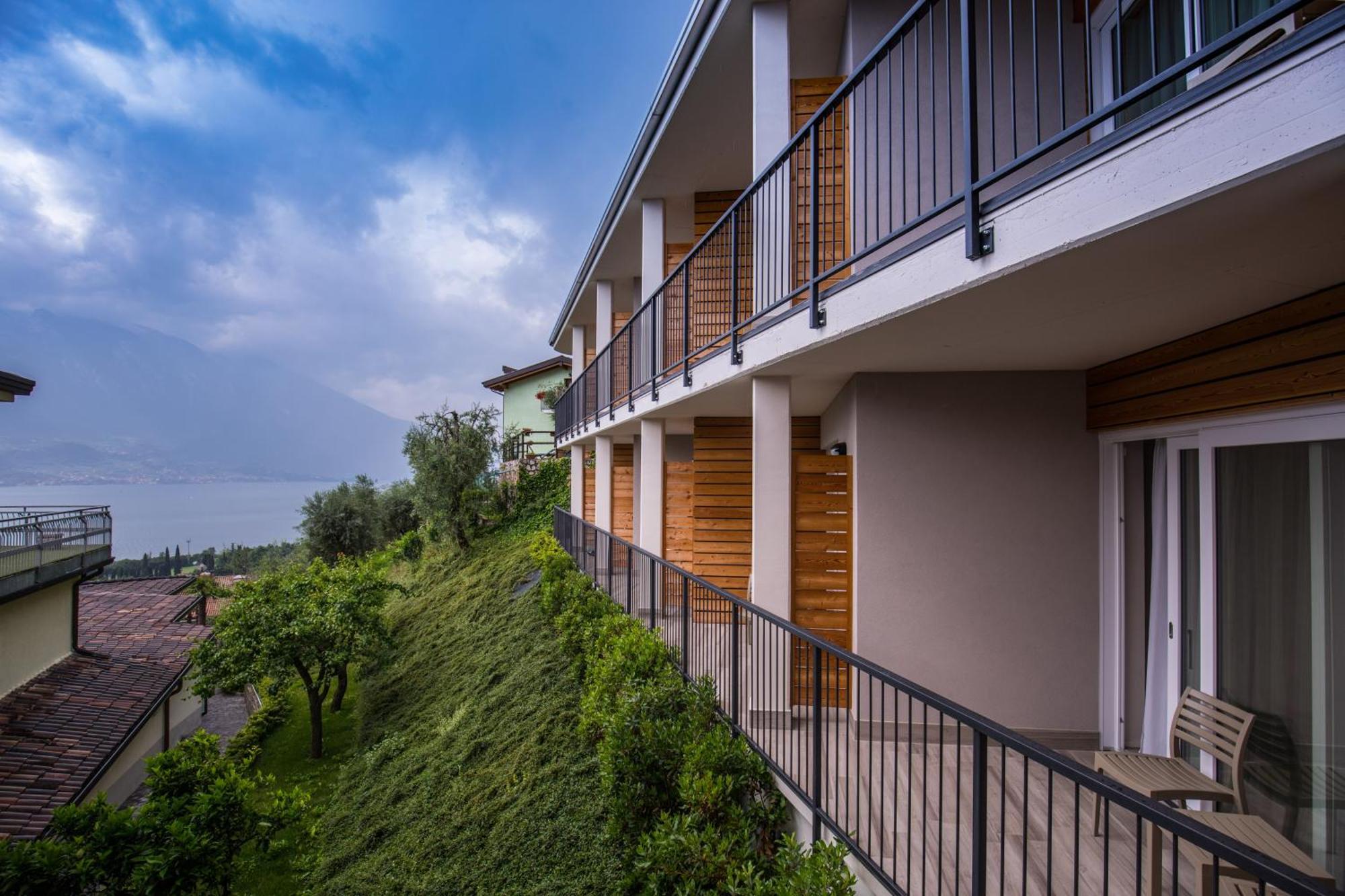 Hotel Royal Village Limone sul Garda Camera foto