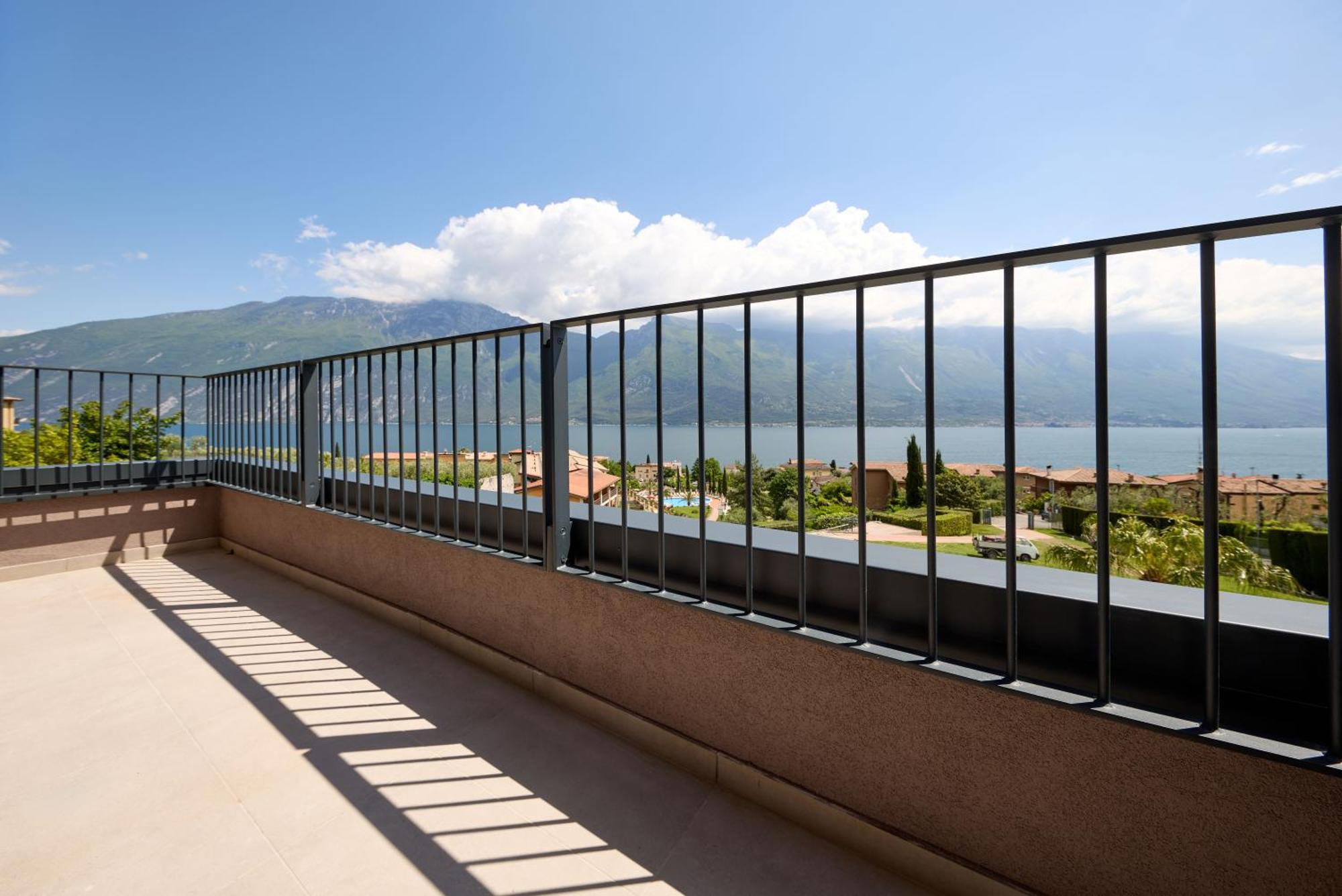 Hotel Royal Village Limone sul Garda Camera foto