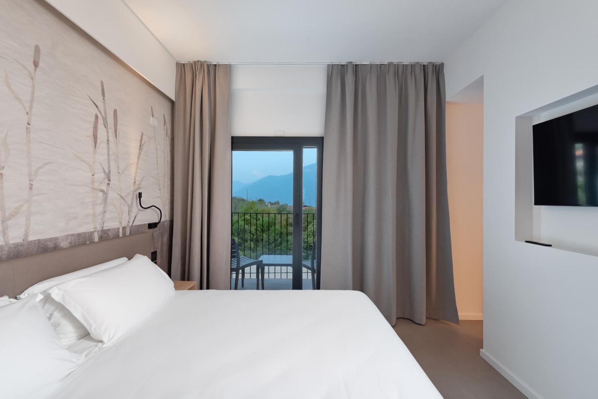 Hotel Royal Village Limone sul Garda Camera foto